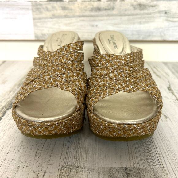 Eric Javits Women’s 10 Edy Gold Leather Wedge Sandals Slip-On Shoes - Picture 3 of 9